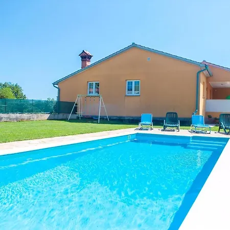 In Rudani Mit Privatem Pool Semesterbostad Žminj