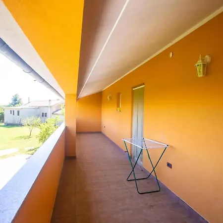 In Rudani Mit Privatem Pool * Žminj